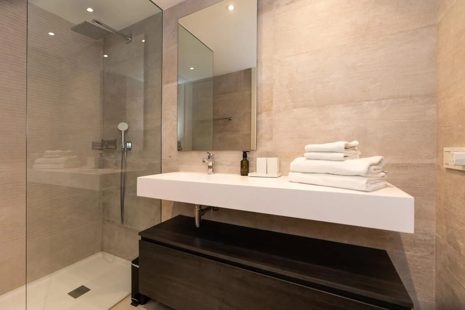 Apartment Al-1112 2 Bed Alcazaba Lagoon Estepona